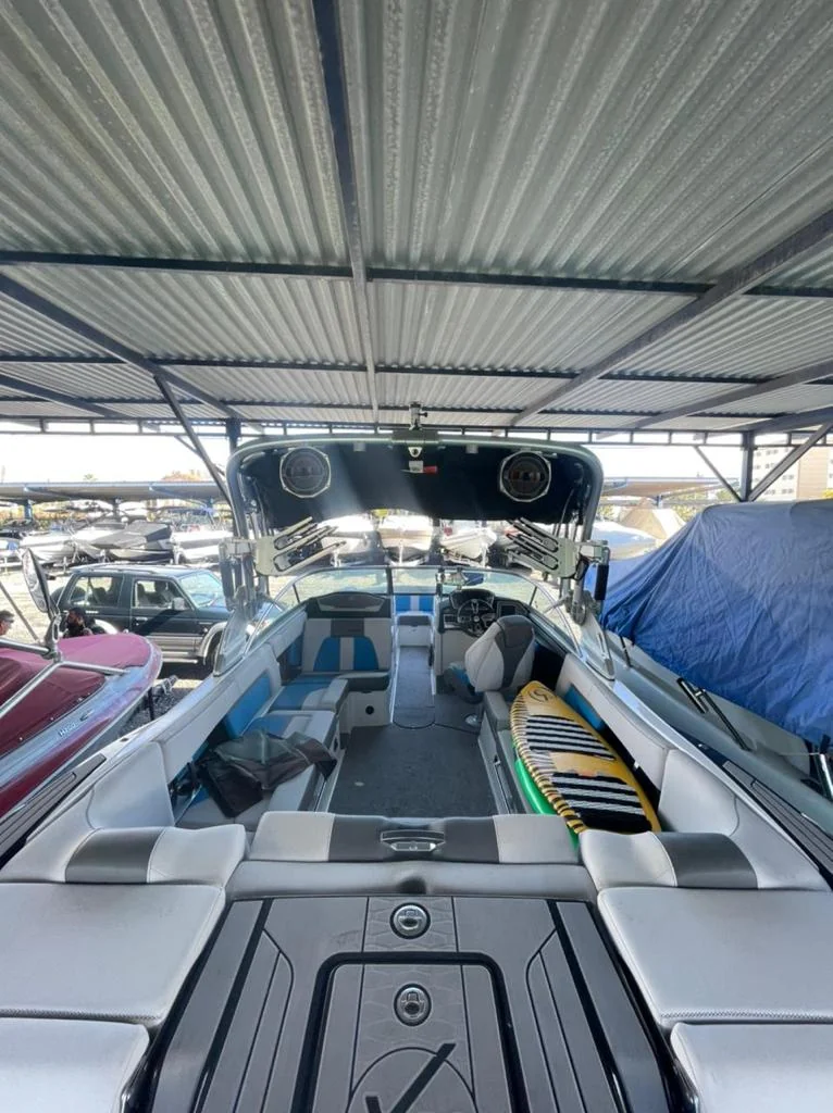Mastercraft X24 gallery image 2 - Diamantides Yachting