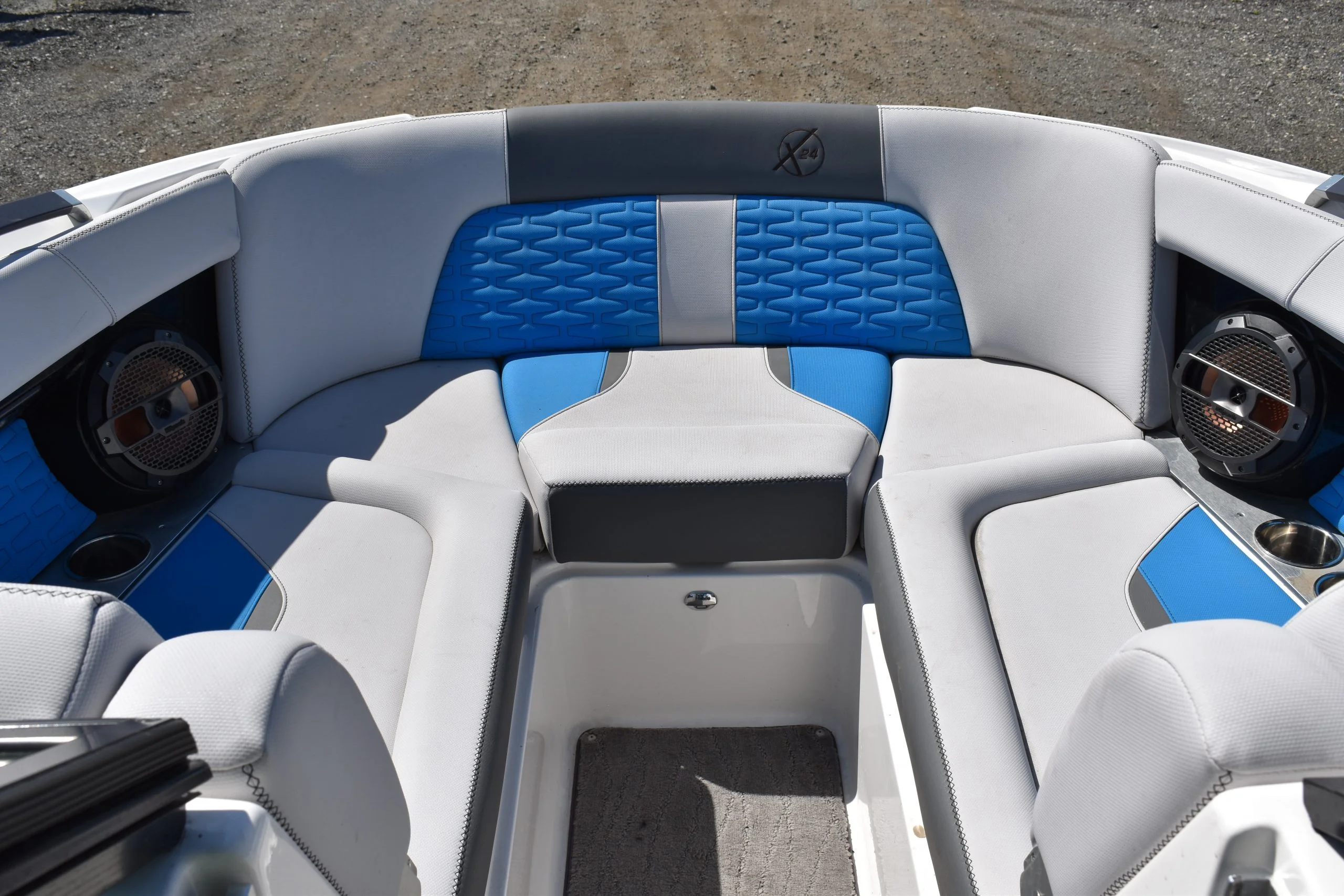 Mastercraft X24 gallery image 17 - Diamantides Yachting