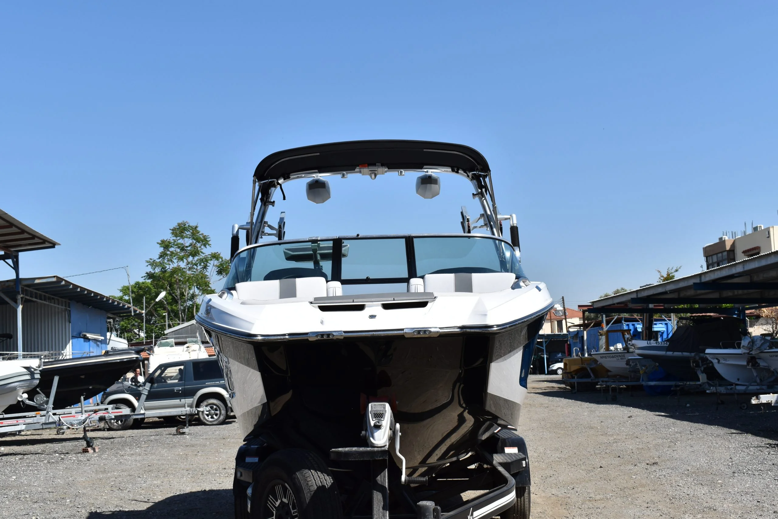 Mastercraft X24 gallery image 11 - Diamantides Yachting