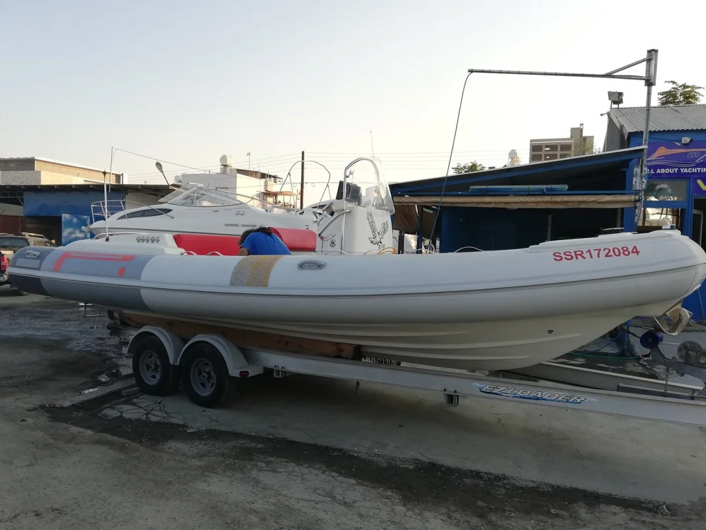 Technorib Pirelli 770 gallery image 7 - Diamantides Yachting