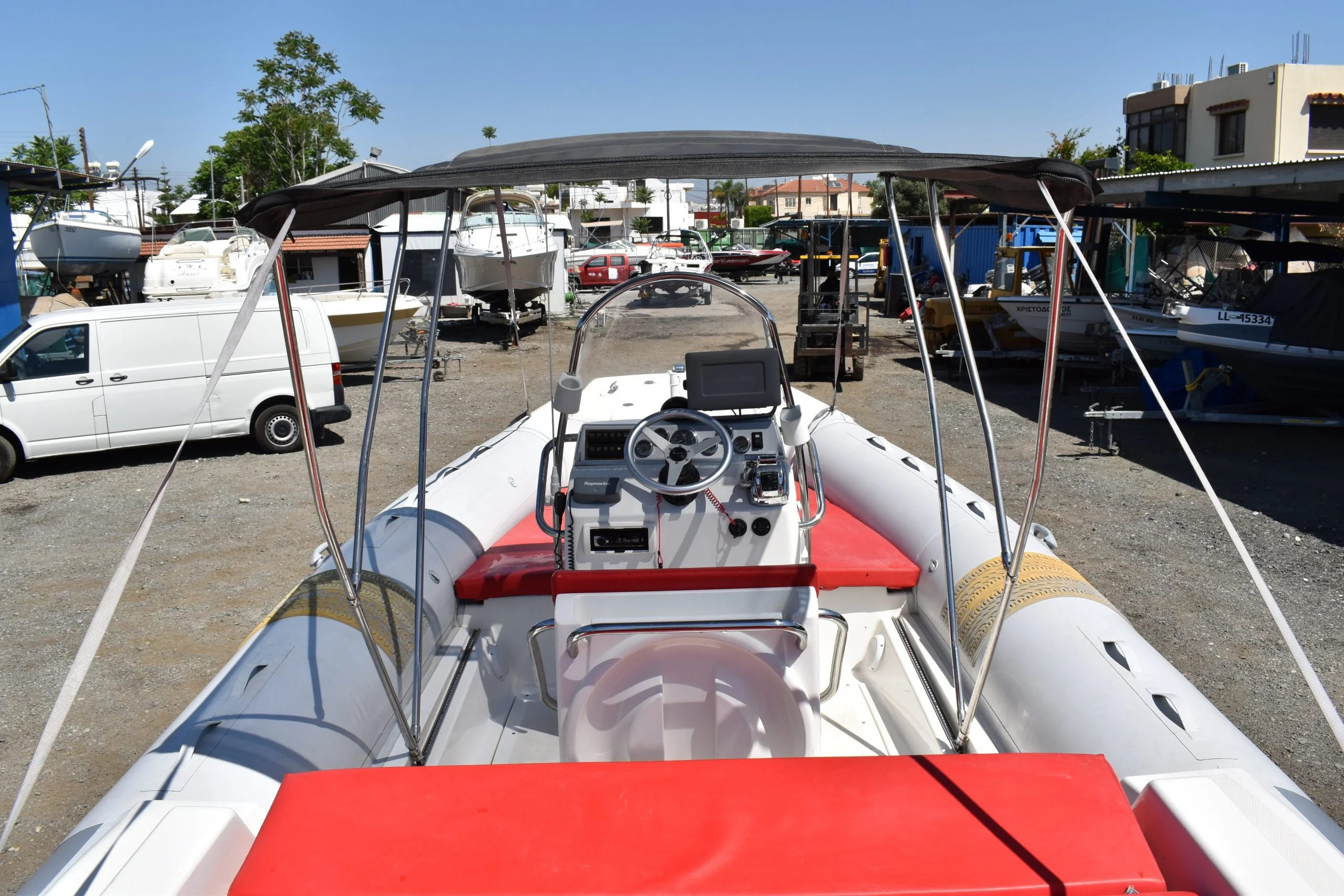 Technorib Pirelli 770 gallery image 15 - Diamantides Yachting