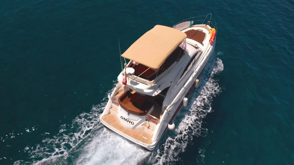 Beneteau Monte Carlo 47 Flybridge gallery image 3 - Diamantides Yachting