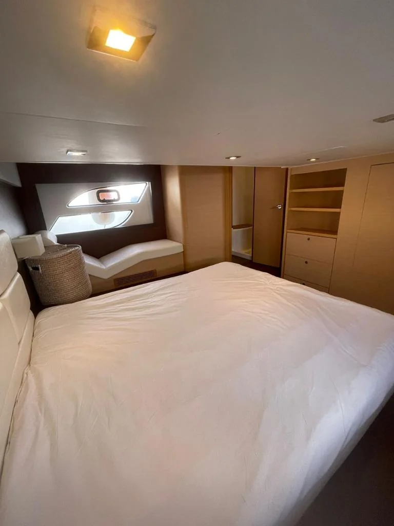 Beneteau Monte Carlo 47 Flybridge gallery image 9 - Diamantides Yachting
