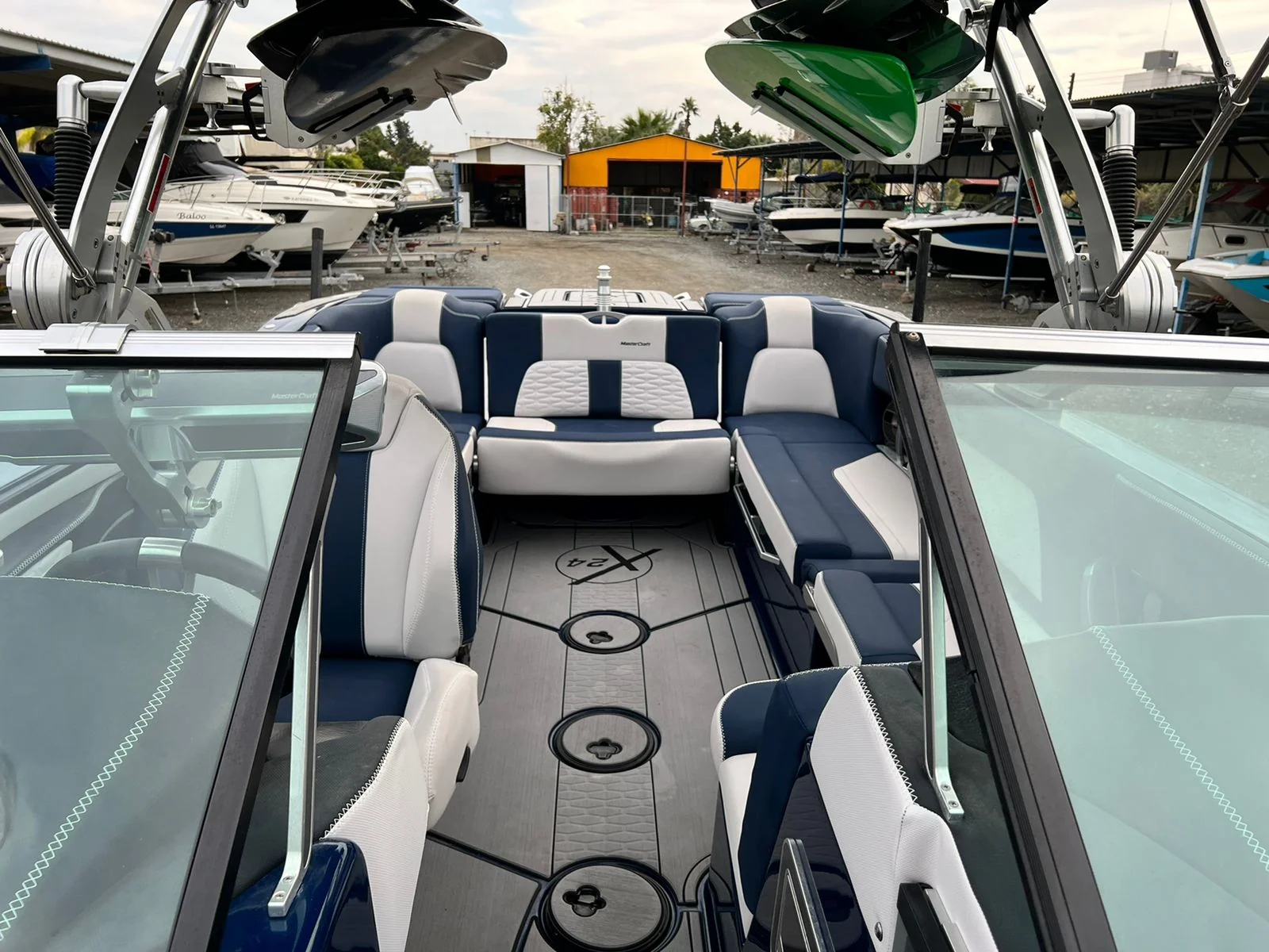 Mastercraft X24 (2020) gallery image 9 - Diamantides Yachting