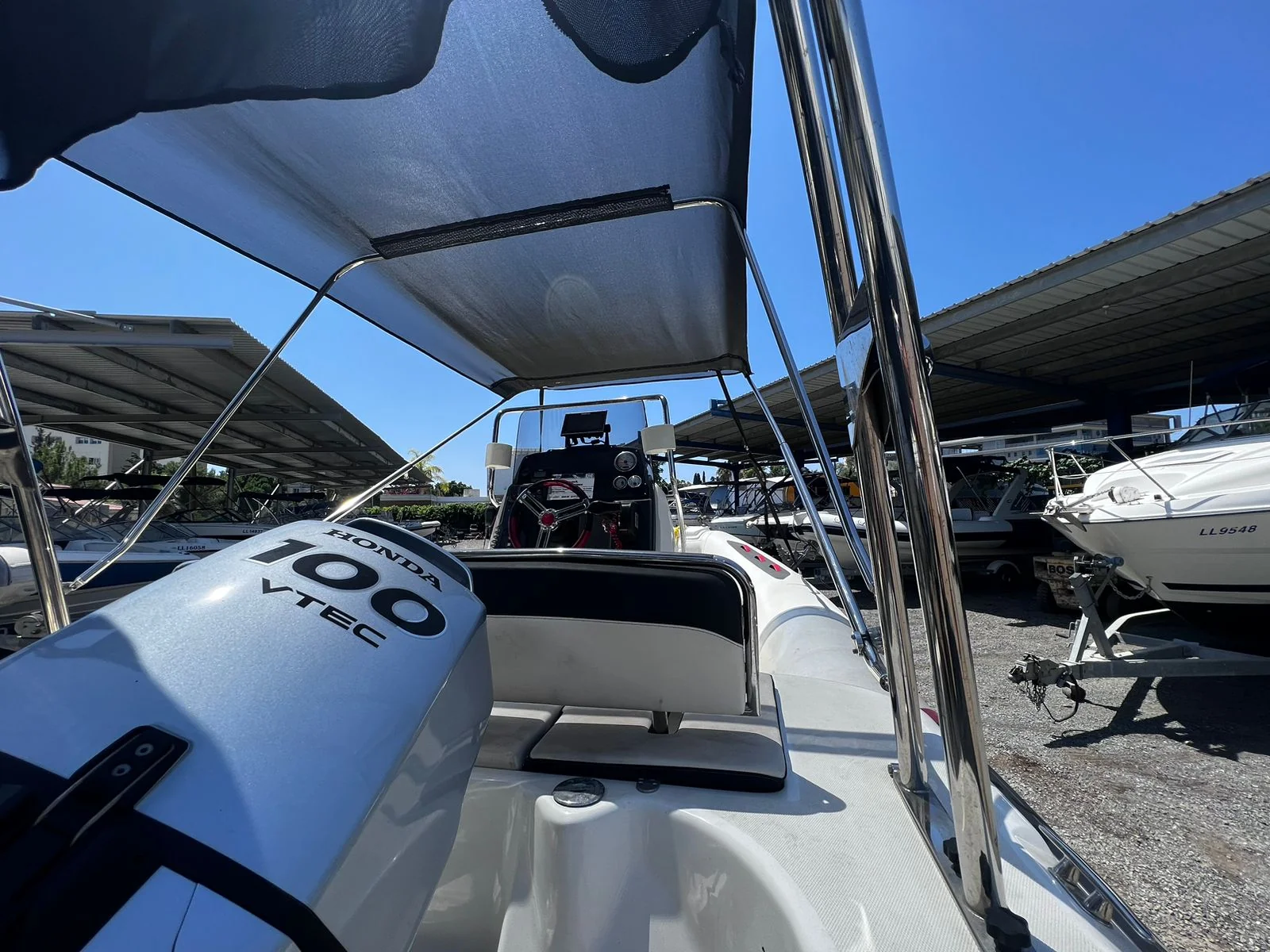 BSC 570 gallery image 4 - Diamantides Yachting