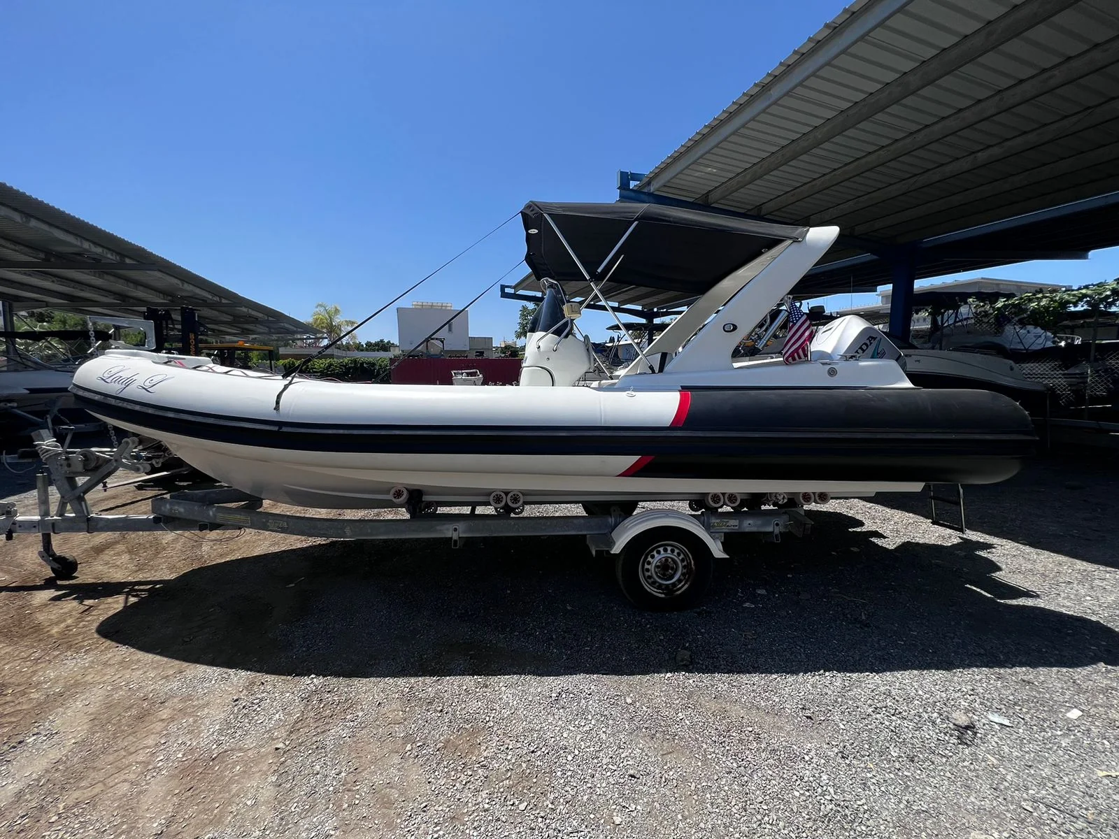 BAT 680 gallery image 7 - Diamantides Yachting