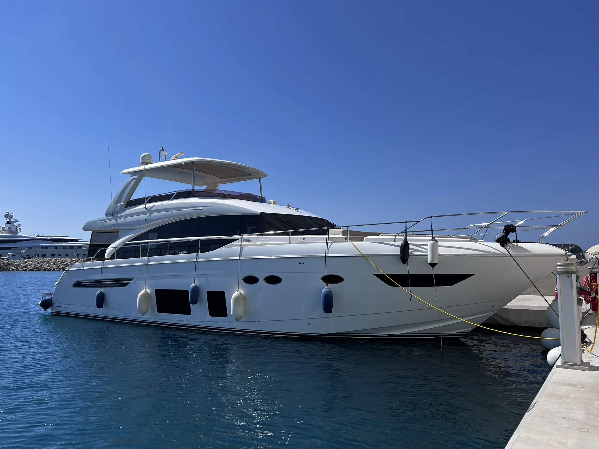 Princess 68 Flybridge (2017)
