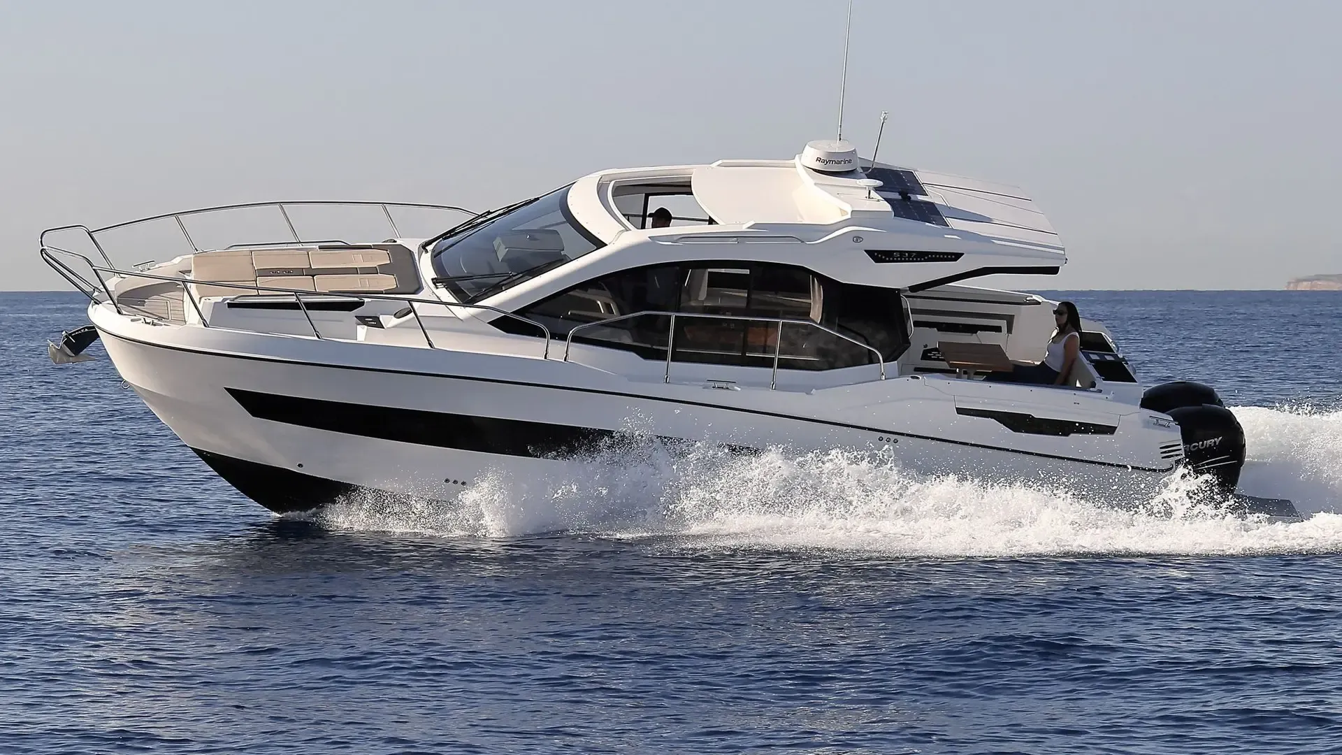Karnic s37x (2025) gallery image 5 - Diamantides Yachting