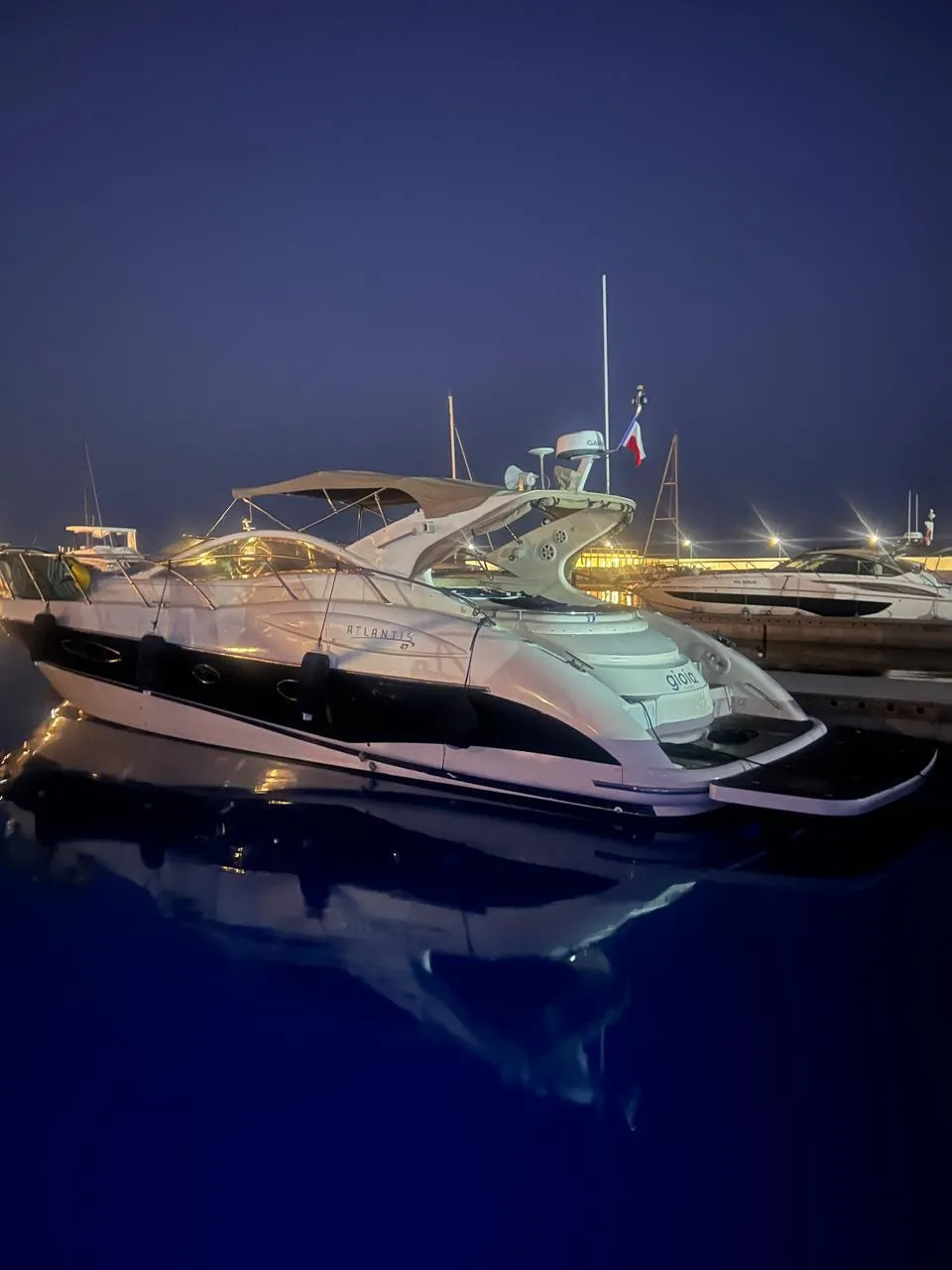 Azimut Atlantis 47 gallery image 18 - Diamantides Yachting