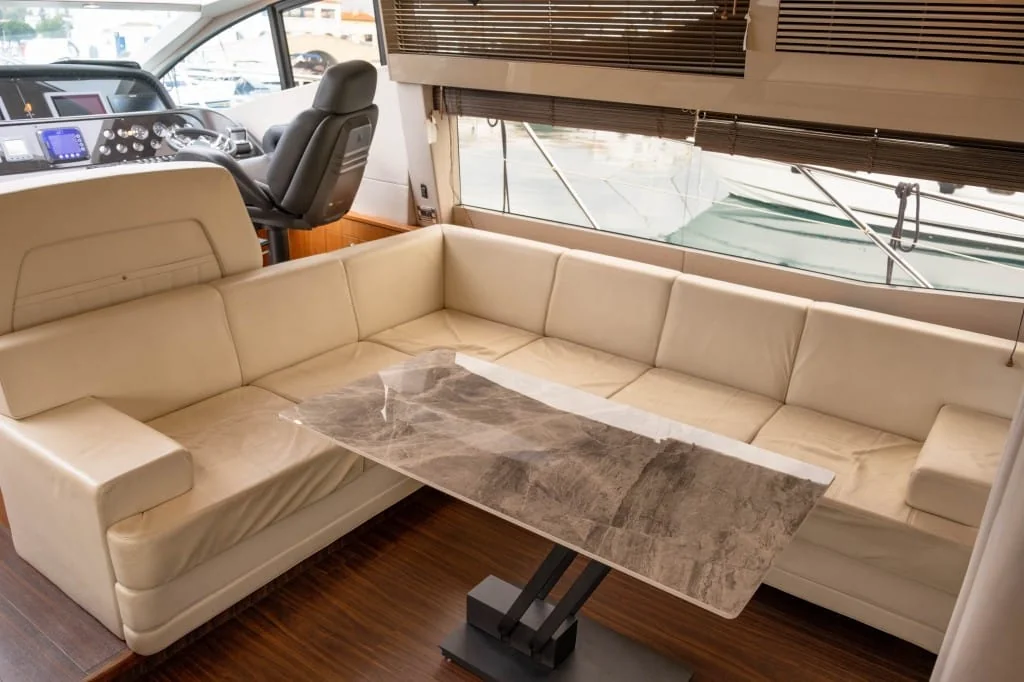 Sunseeker Predator 64 (2008) gallery image 5 - Diamantides Yachting
