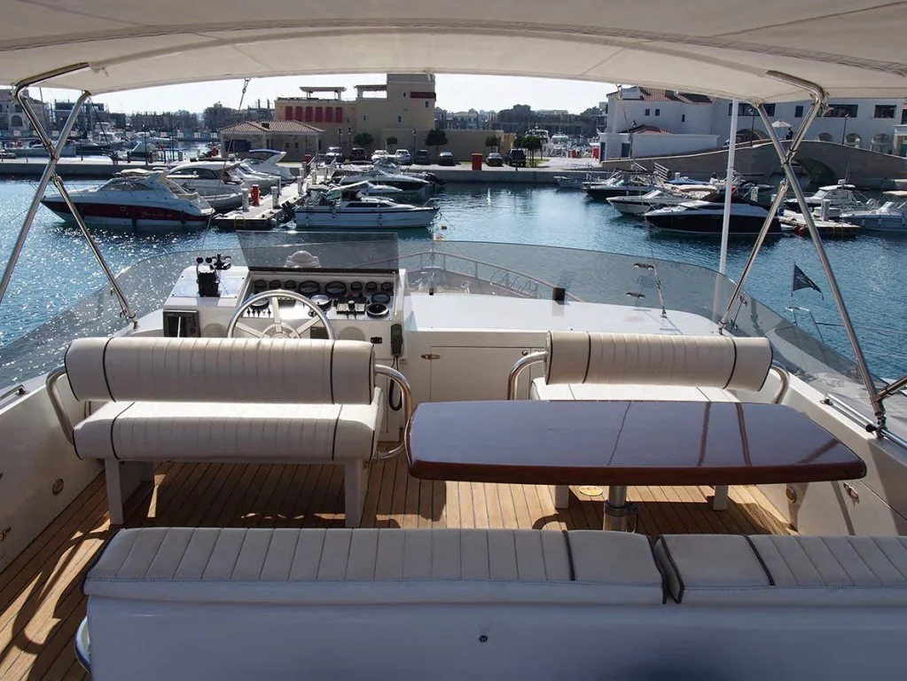 Cantieri Di Pisa AKHIR 22 S gallery image 10 - Diamantides Yachting