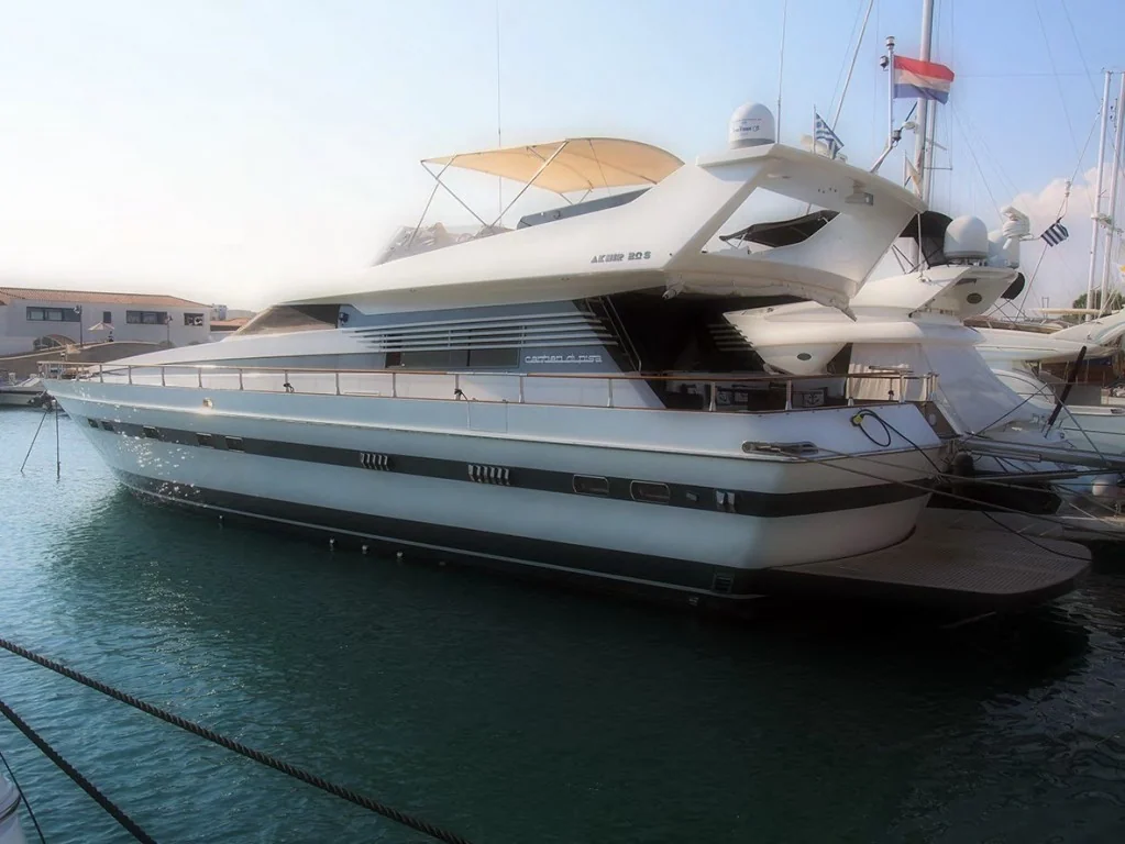 Cantieri Di Pisa AKHIR 22 S gallery image 5 - Diamantides Yachting