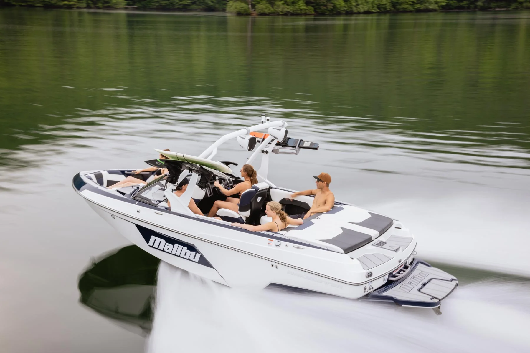 Malibu 20 VTX spotlight