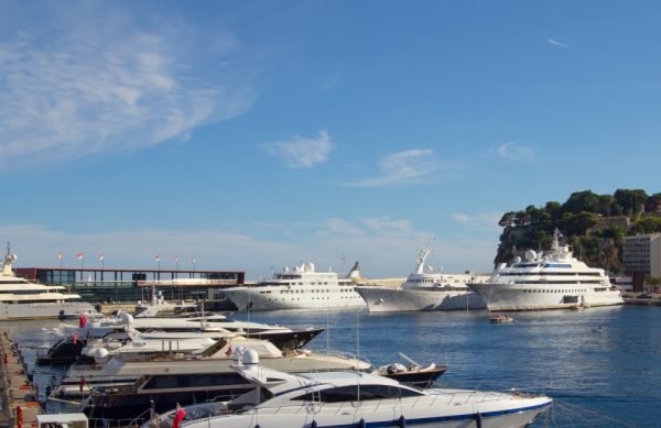 Diamantides Yachting