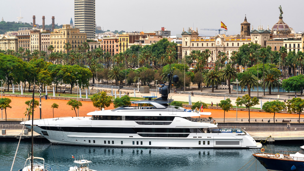 Join Diamantides Yachting at the Cannes Yachting Festival 2025